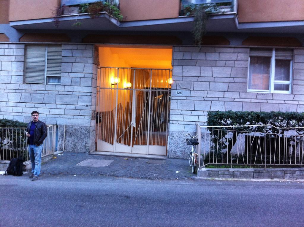 Vatican Balcony Rome Bagian luar foto